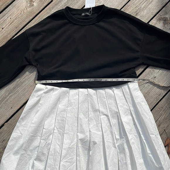 NWT Pretty Garden adorable loose pleated dress S-M - Picture 8 of 12